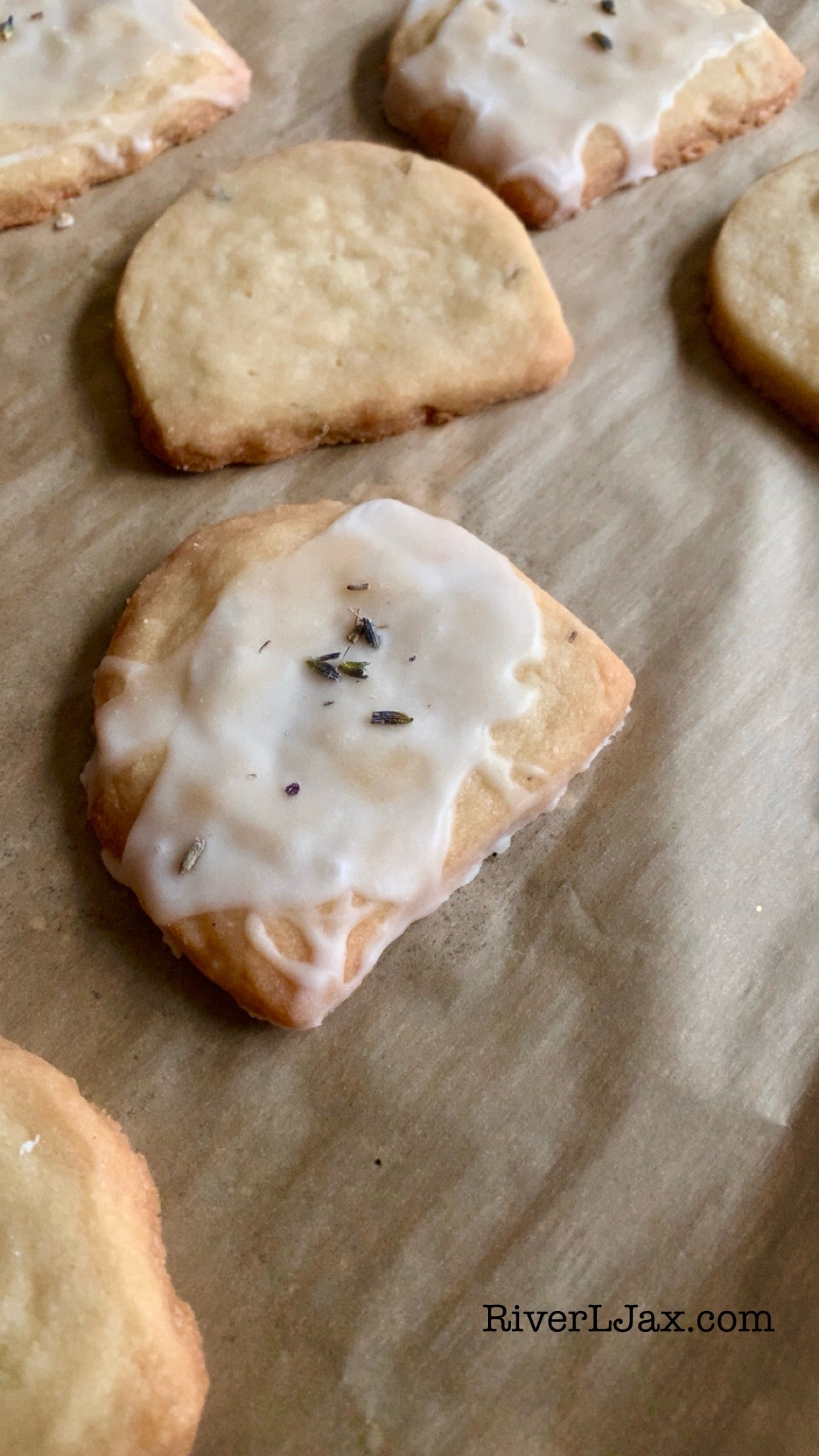 Lavender & Lemon Shortbread Cookies